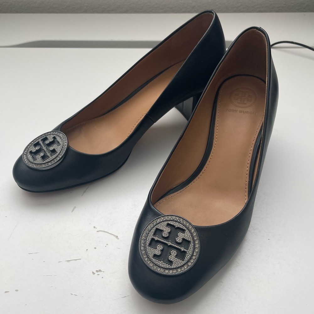 Tory Burch Block Heel Pump - Black, size 6 1/2